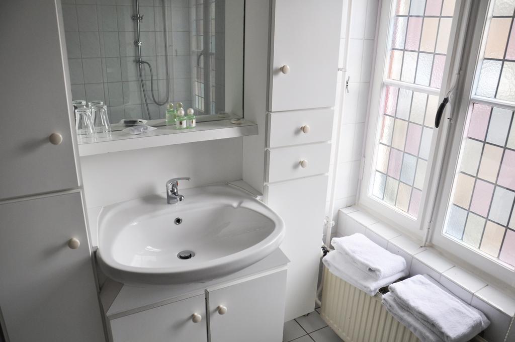 Hotel Het Anker Heythuysen Bilik gambar